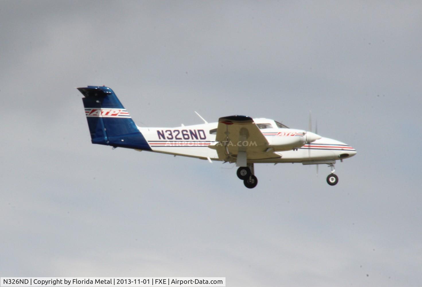 N326ND, 2003 Piper PA-44-180 Seminole C/N 4496173, Piper PA-44
