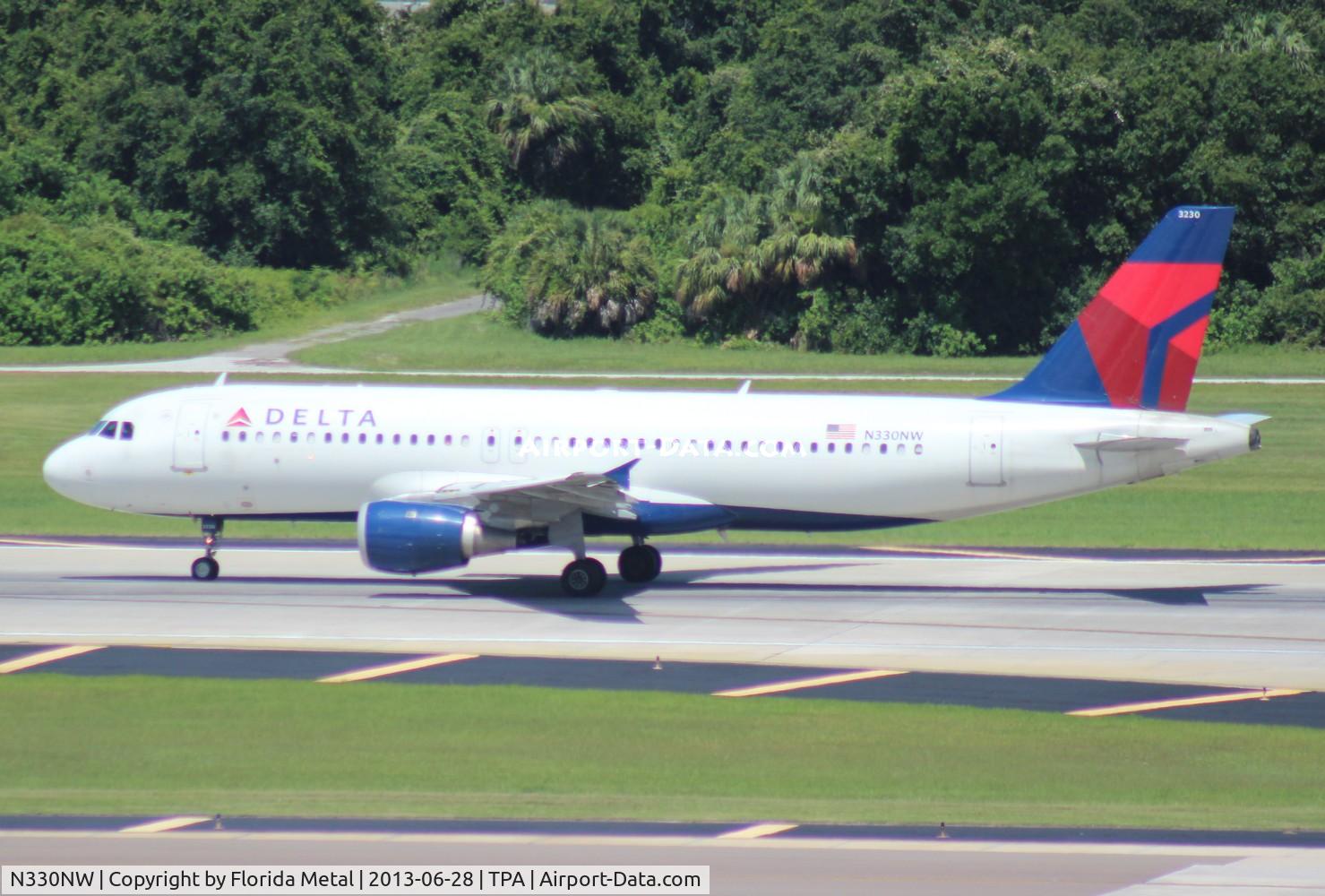 N330NW, 1992 Airbus A320-211 C/N 307, Delta A320