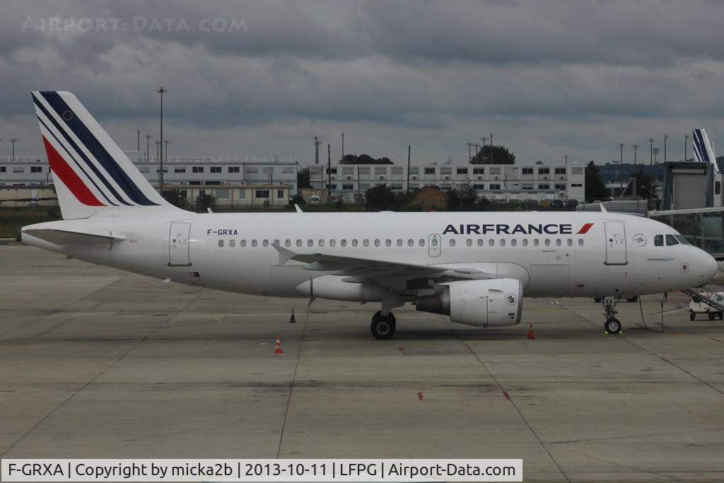 F-GRXA, 2001 Airbus A319-111 C/N 1640, Parked