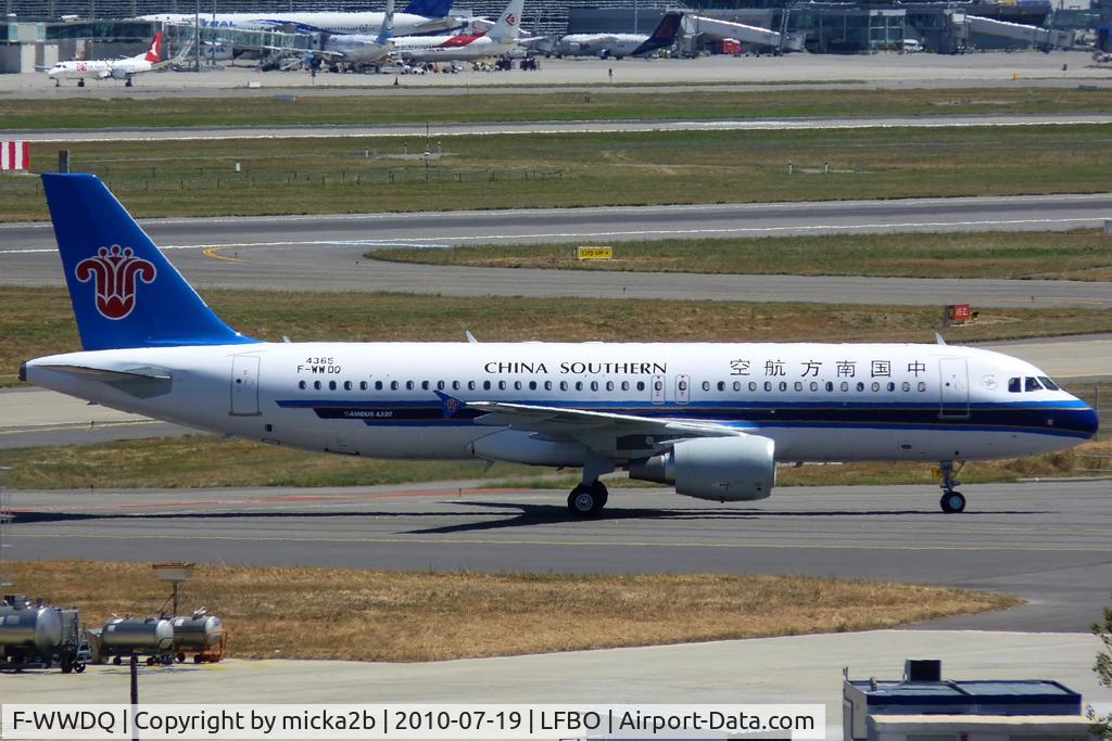 F-WWDQ, 2010 Airbus A320-214 C/N 4365, Taxiing