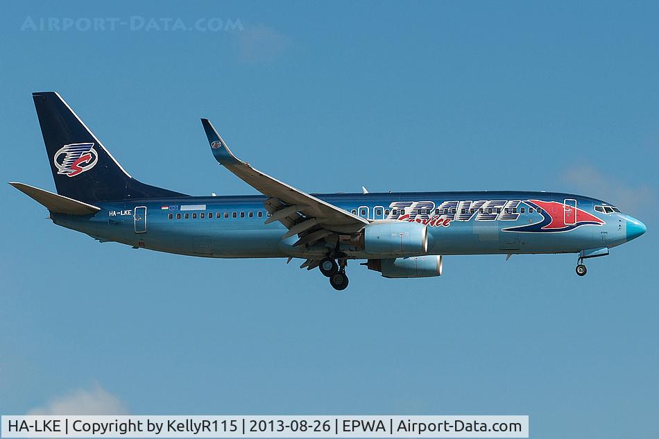 HA-LKE, 2001 Boeing 737-86Q C/N 30278, Warsaw Okecie - Travel Service Hungary