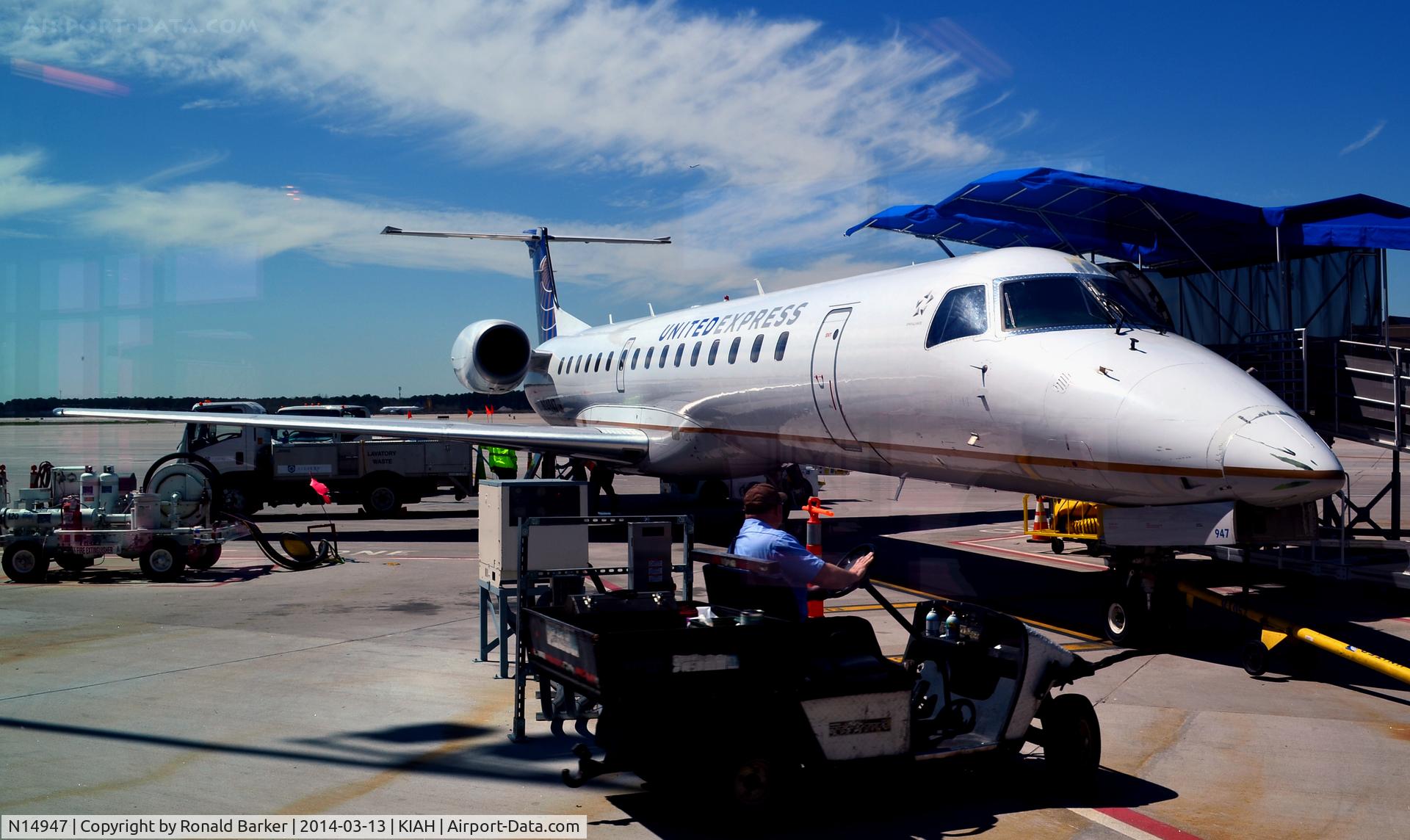 N14947, 1998 Embraer EMB-145EP (ERJ-145EP) C/N 145054, Gate Houston