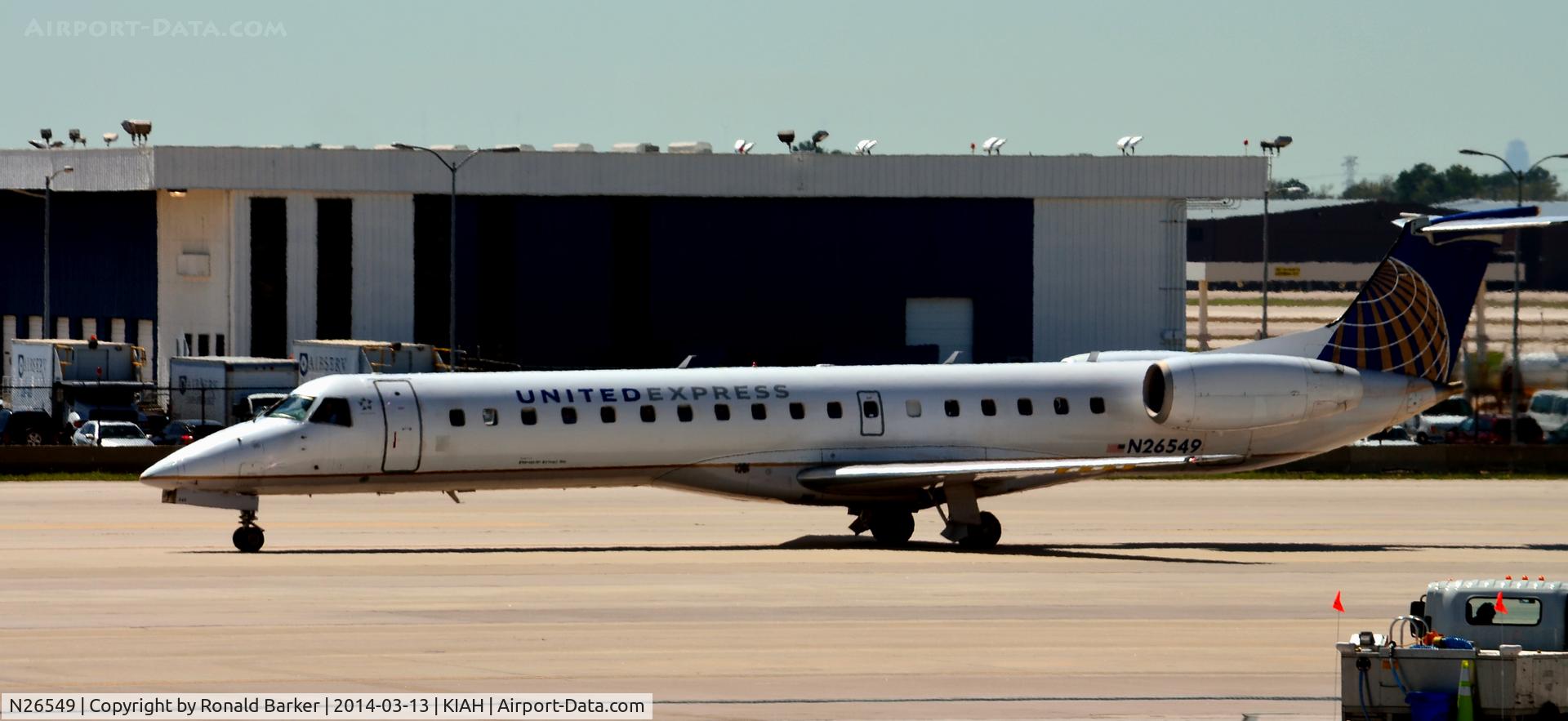 N26549, 2002 Embraer ERJ-145LR (EMB-145LR) C/N 145571, Taxi Houston