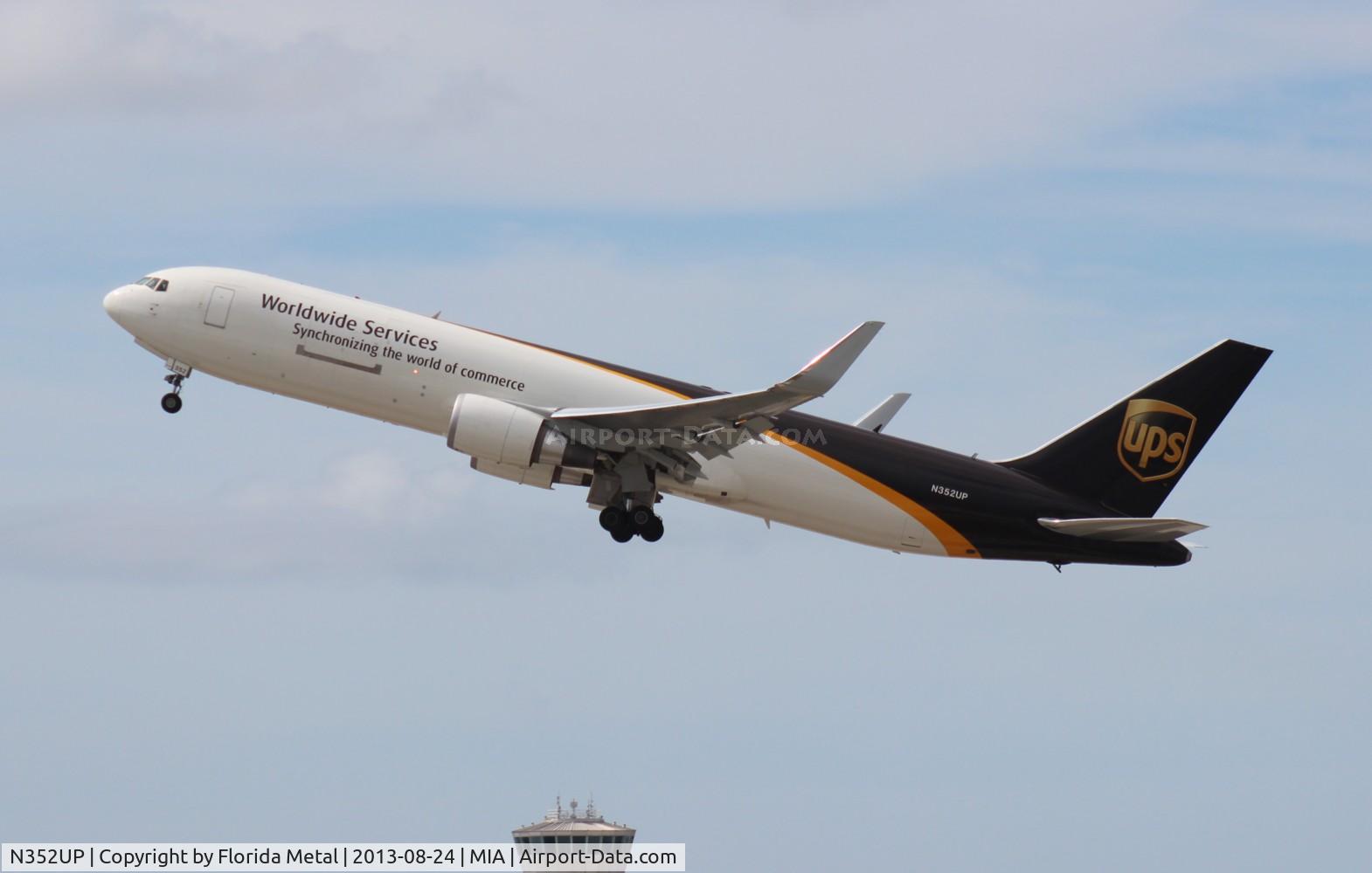 N352UP, 2012 Boeing 767-34AF/ER C/N 37875, UPS 767-300