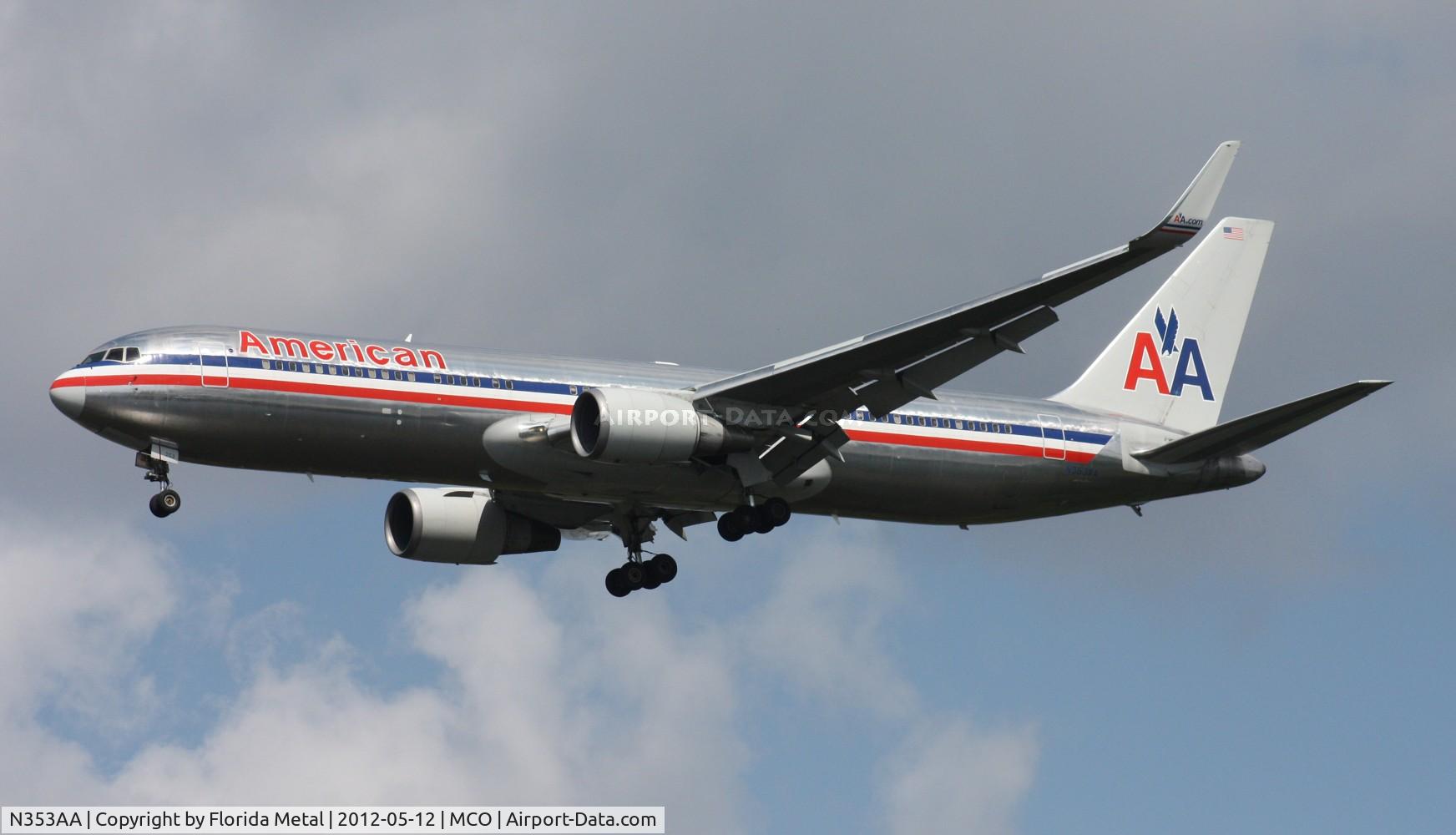 N353AA, 1988 Boeing 767-323 C/N 24034, American 767-300