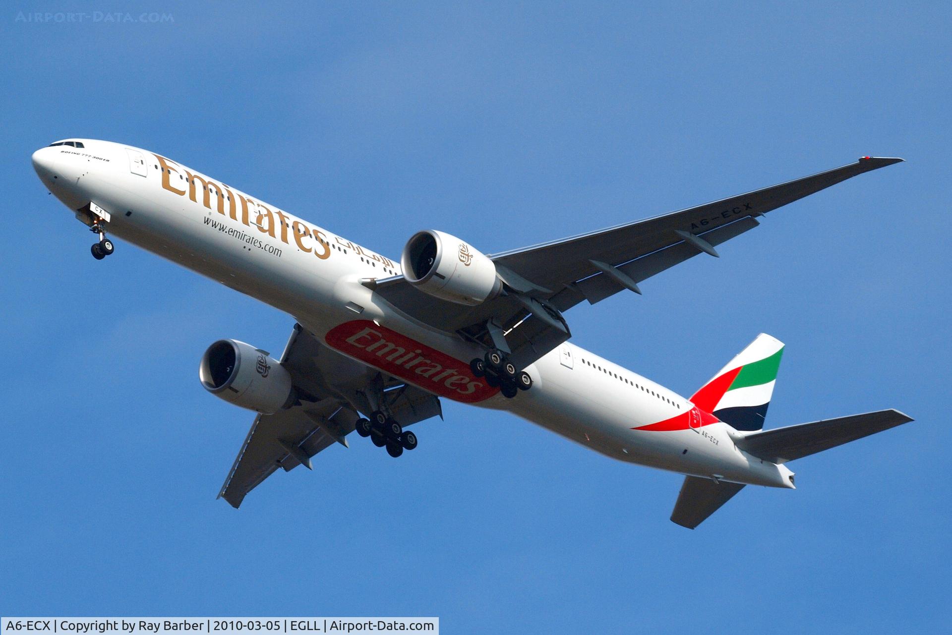 A6-ECX, 2009 Boeing 777-31H/ER C/N 38982, A6-ECX   Boeing 777-31HER [38982] (Emirates Airlines) Home~05/03/2010. On Approach 27R.