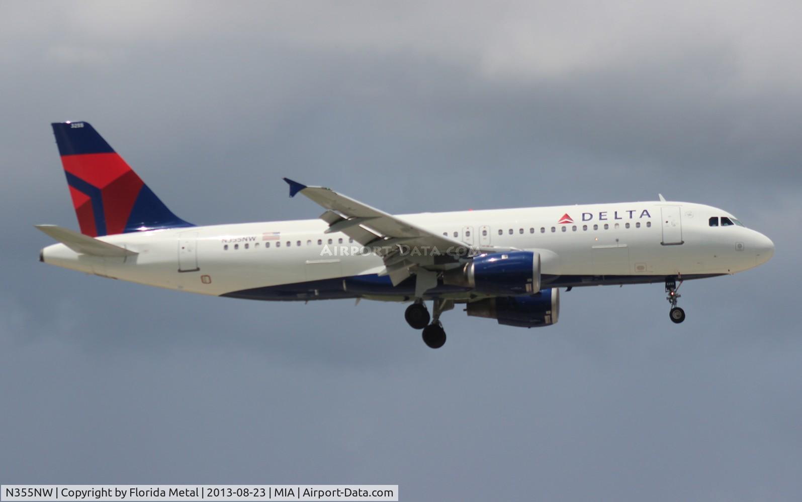 N355NW, 1998 Airbus A320-212 C/N 807, Delta A320