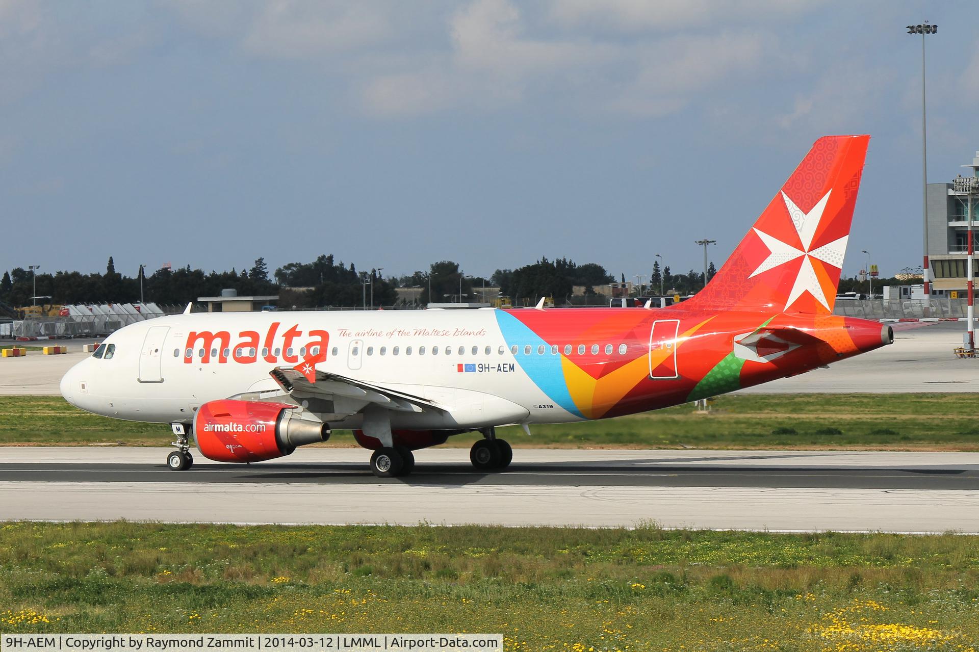 9H-AEM, 2005 Airbus A319-111 C/N 2382, A319 9H-AEM Air Malta.