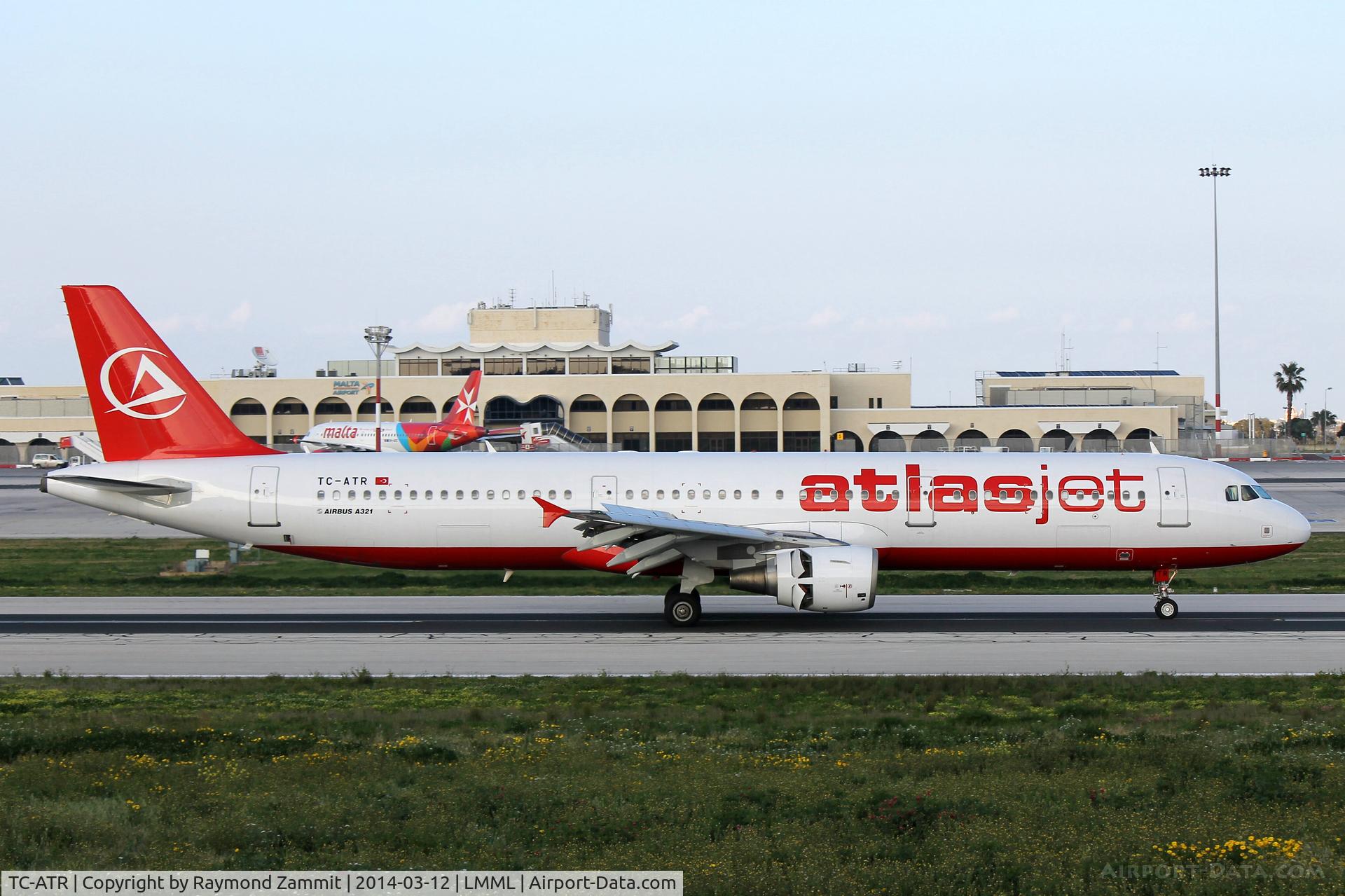 TC-ATR, 2001 Airbus A321-213 C/N 1451, A321 TC-ATR Atlasjet.