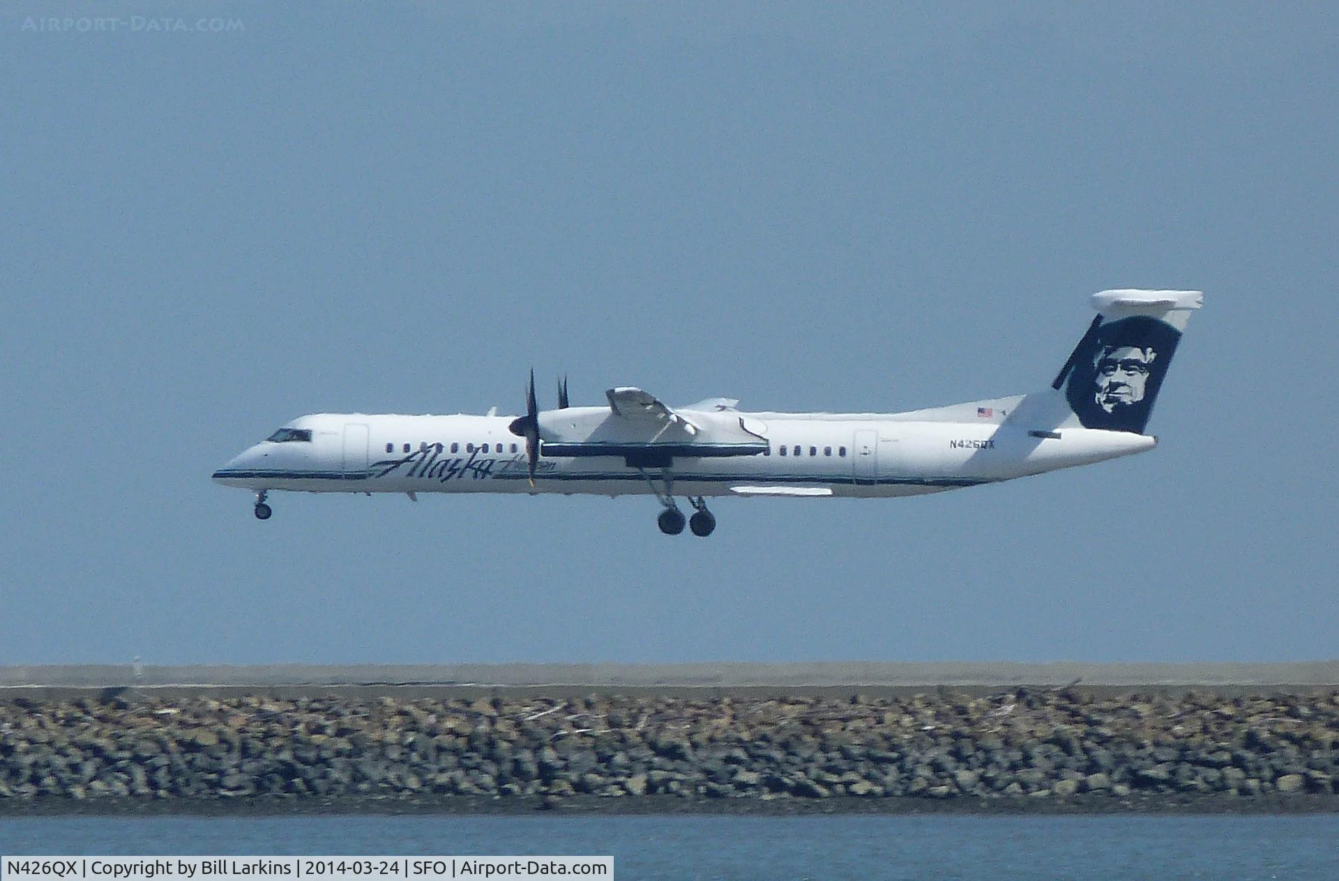 N426QX, 2007 Bombardier DHC-8-402 Dash 8 C/N 4154, Landing at San Francisco