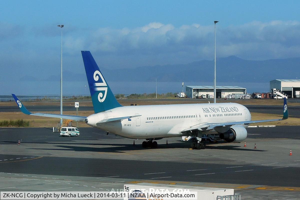 ZK-NCG, 1993 Boeing 767-319 C/N 26912, At Auckland