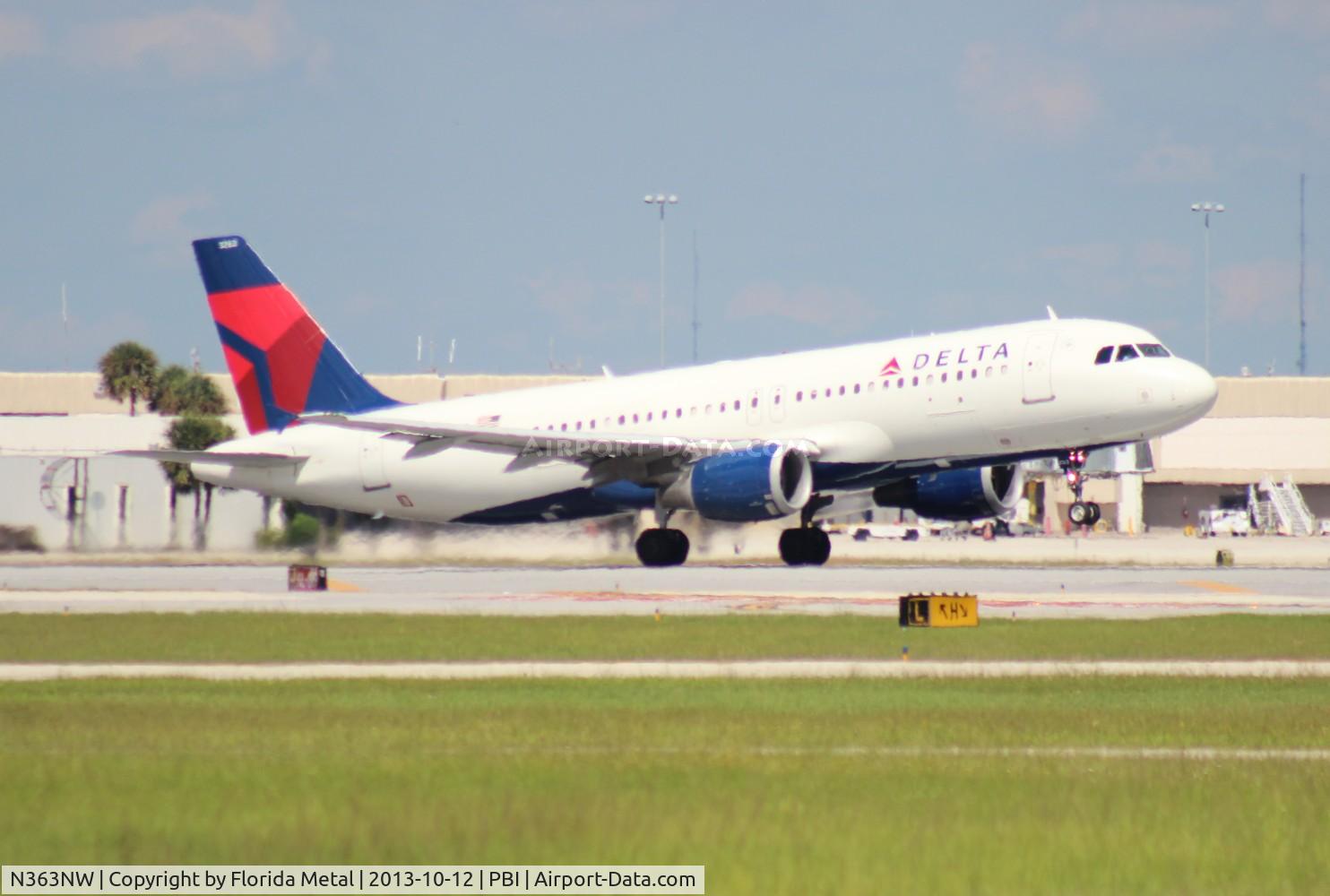 N363NW, 1998 Airbus A320-212 C/N 0923, Delta A320