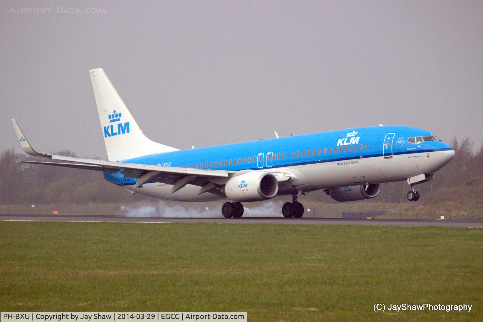 PH-BXU, 2006 Boeing 737-8BK C/N 33028, Early Morning Arrival Manchester EGCC
