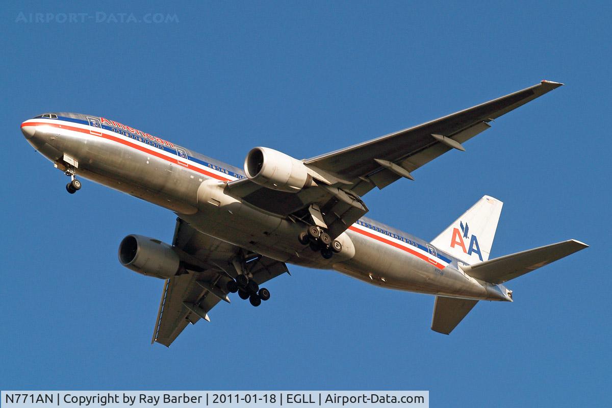 N771AN, 1999 Boeing 777-223 C/N 29579, Boeing 777-223ER [29579] (American Airlines) Home~G 18/01/2011. On approach 27R.