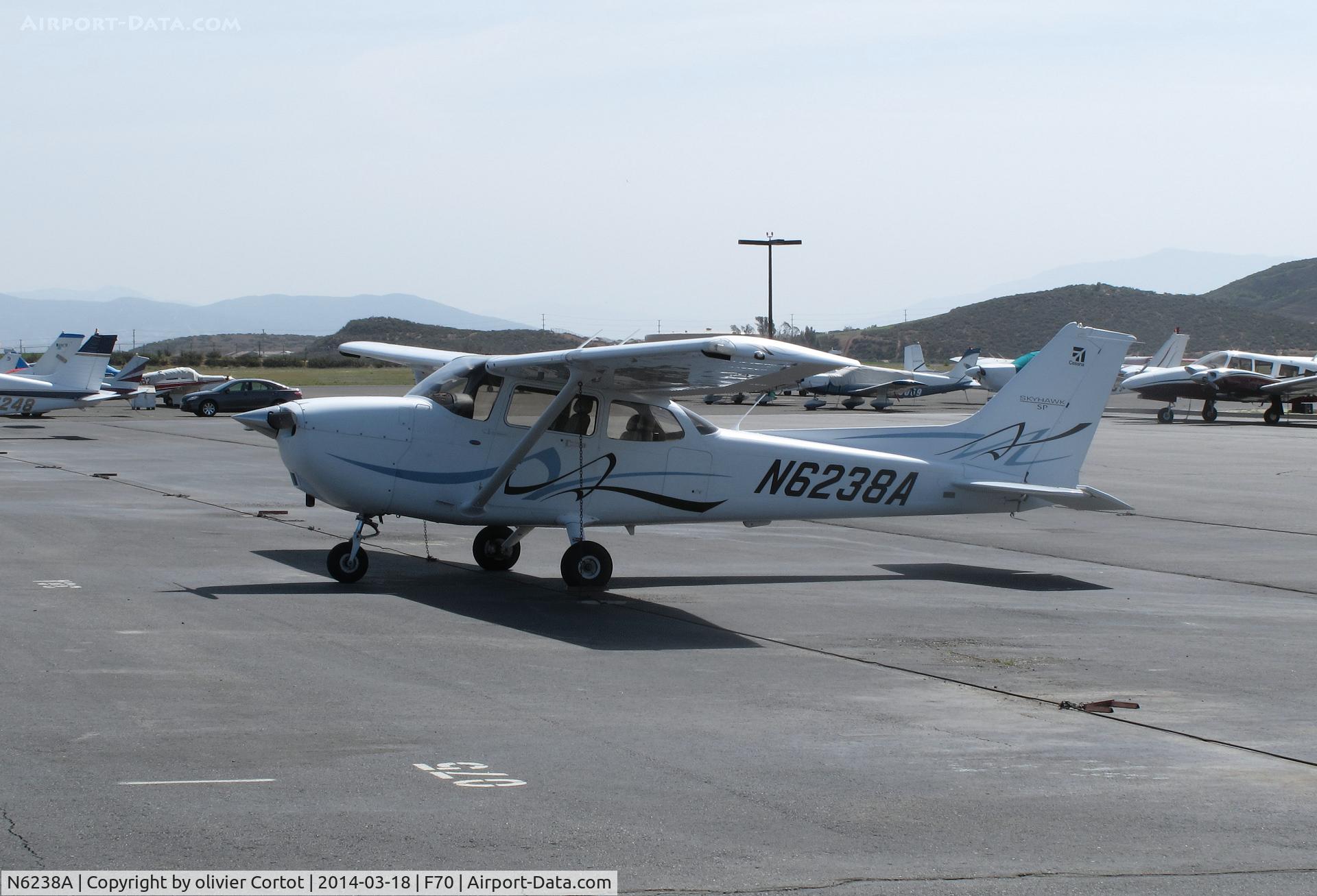 N6238A, 2008 Cessna 172S C/N 172S10702, French valley in the morning