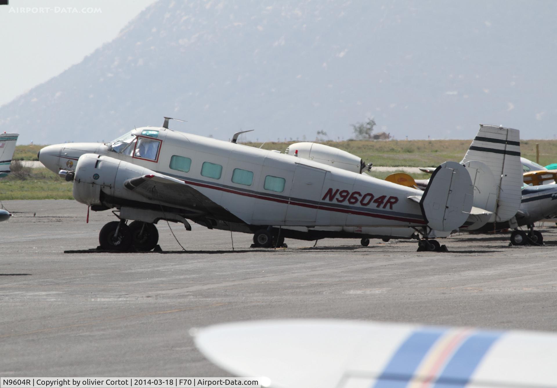 N9604R, 1959 Beech G18S C/N BA-469, side view