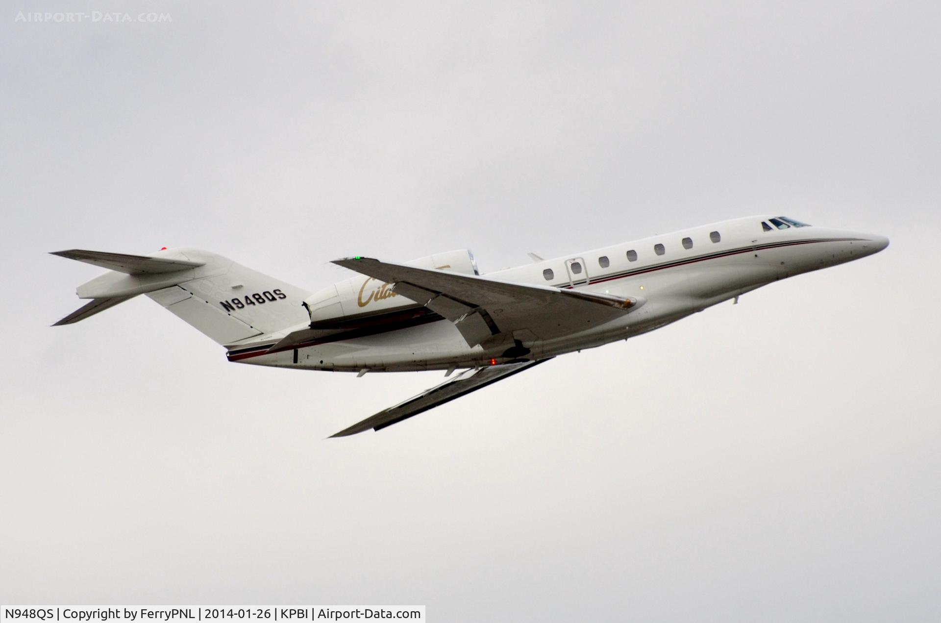 N948QS, 2001 Cessna 750 Citation X Citation X C/N 750-0149, Netjets Ce750 Taking-off.