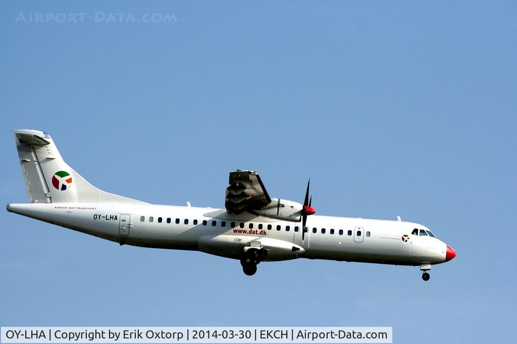 OY-LHA, 1997 ATR 72-202 C/N 508, OY-LHA landing in CPH
