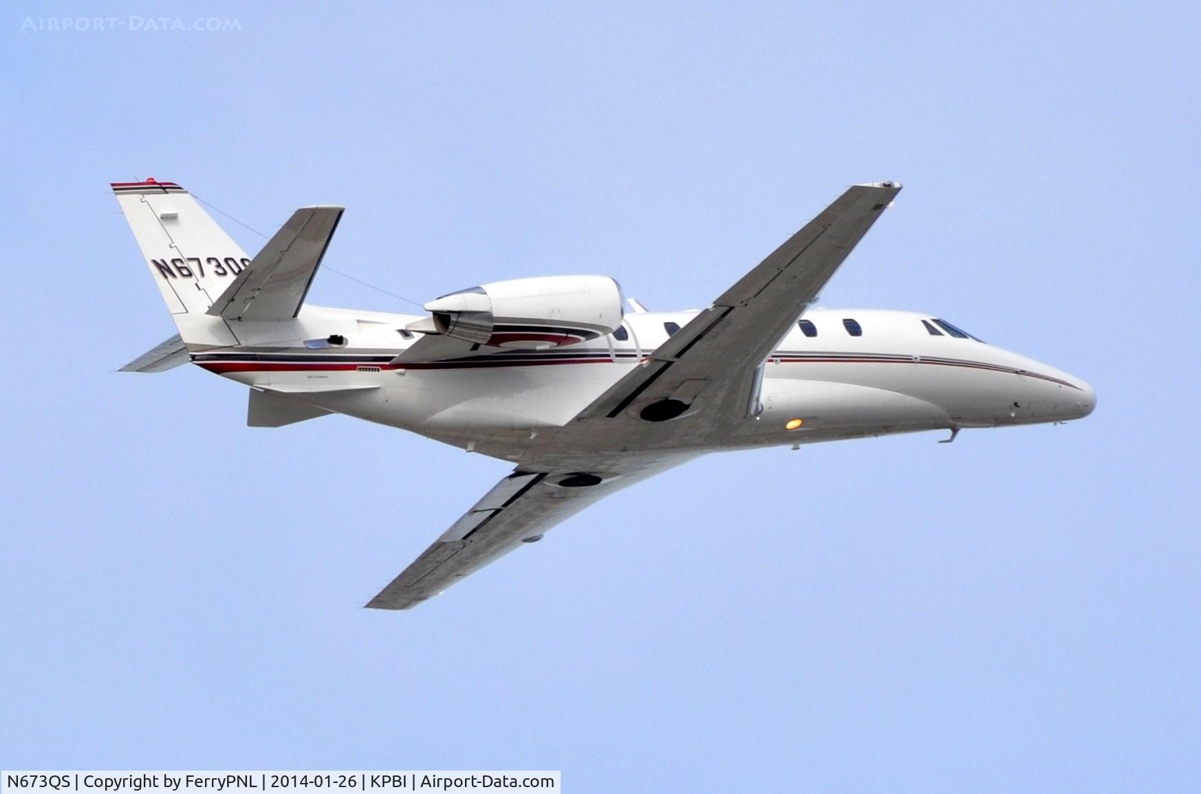 N673QS, 2006 Cessna 560XL C/N 560-5651, Netjets Ce560XL departing.
