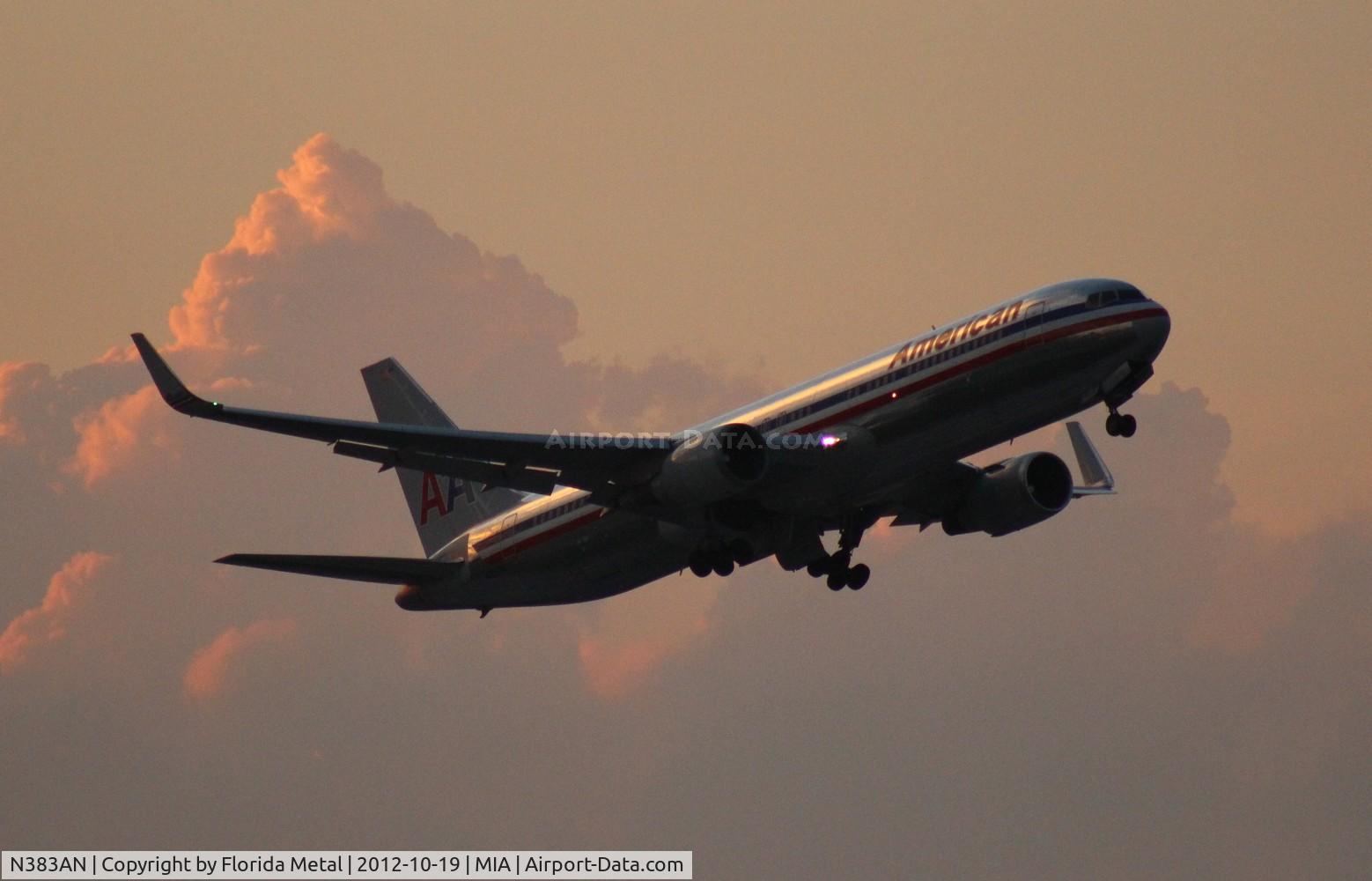N383AN, 1993 Boeing 767-323 C/N 26995, American 767-300