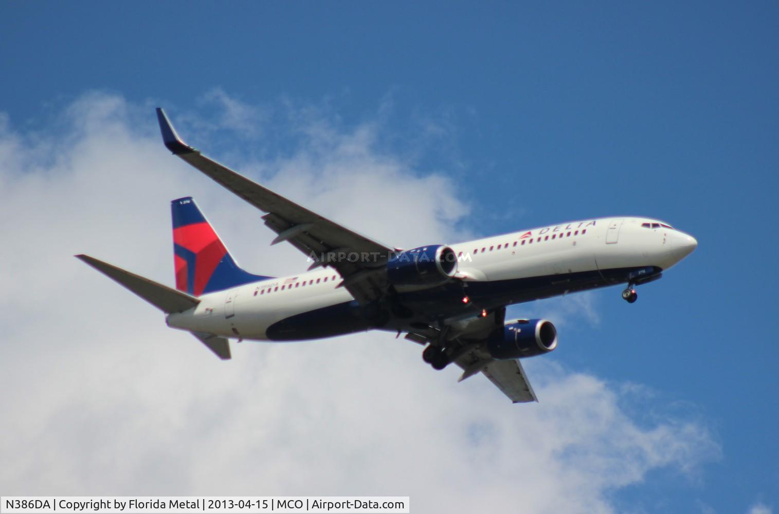N386DA, 1999 Boeing 737-832 C/N 30373, Delta 737-800