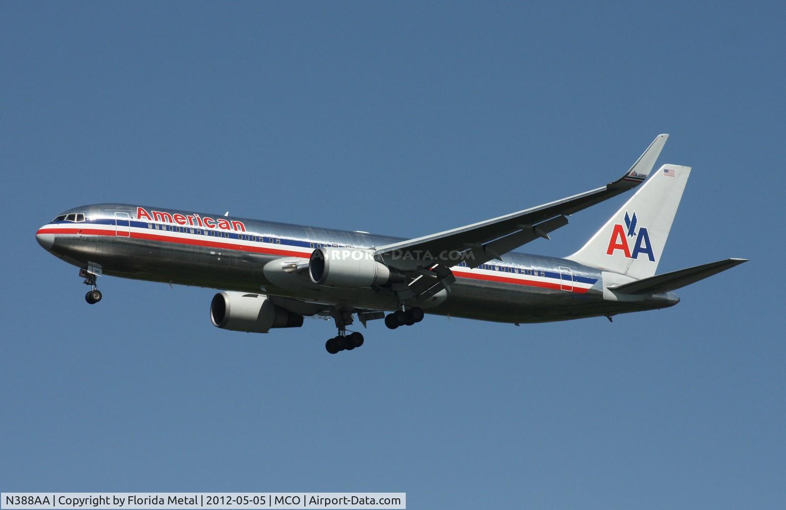 N388AA, 1994 Boeing 767-323 C/N 27448, American 767-300