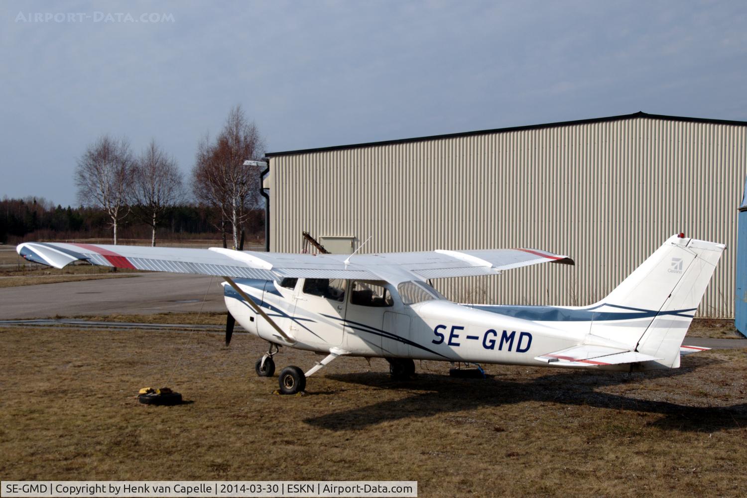 SE-GMD, 1975 Cessna F172M Skyhawk C/N F17201430, Cessna F172M of Stockholms Flygklubb parked at Skavsta airport.