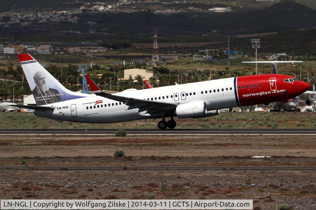 LN-NGL, 2013 Boeing 737-8JP C/N 39023, visitor