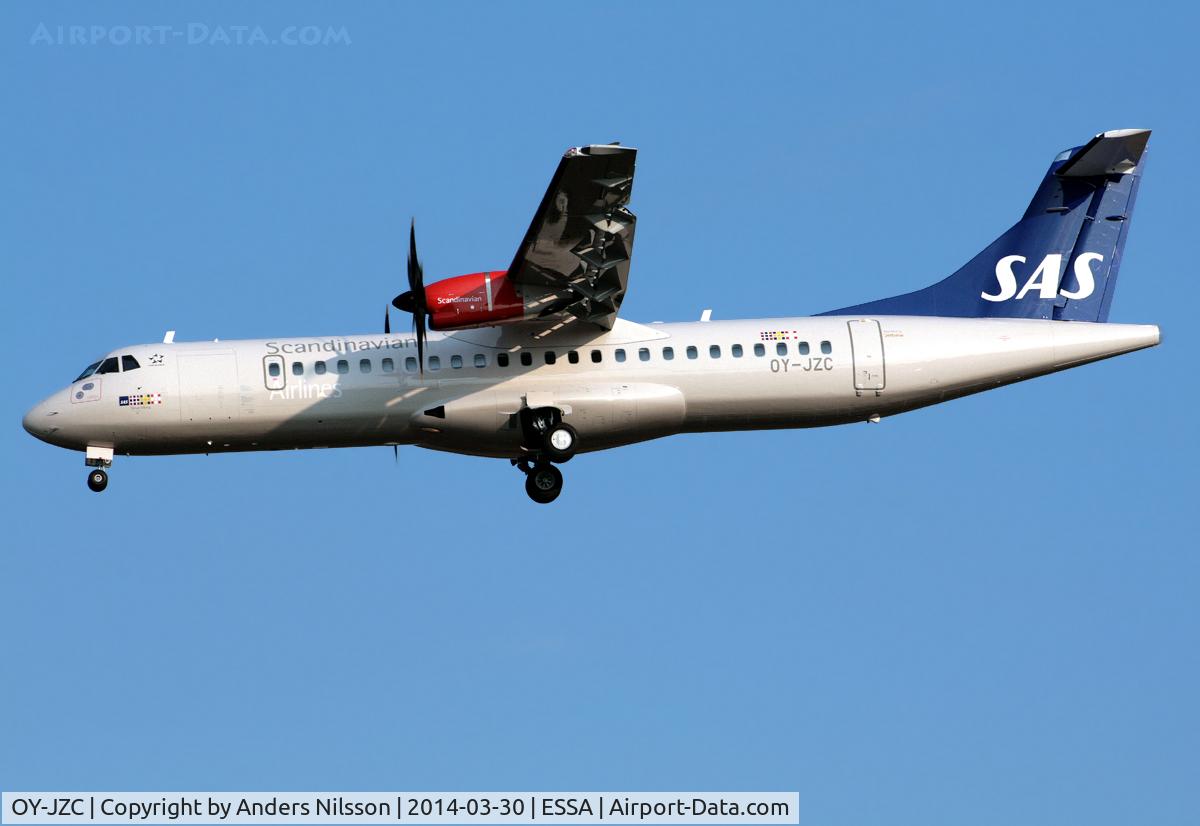OY-JZC, 2013 ATR 72-600 (72-212A) C/N 1120, On final for 01L.
