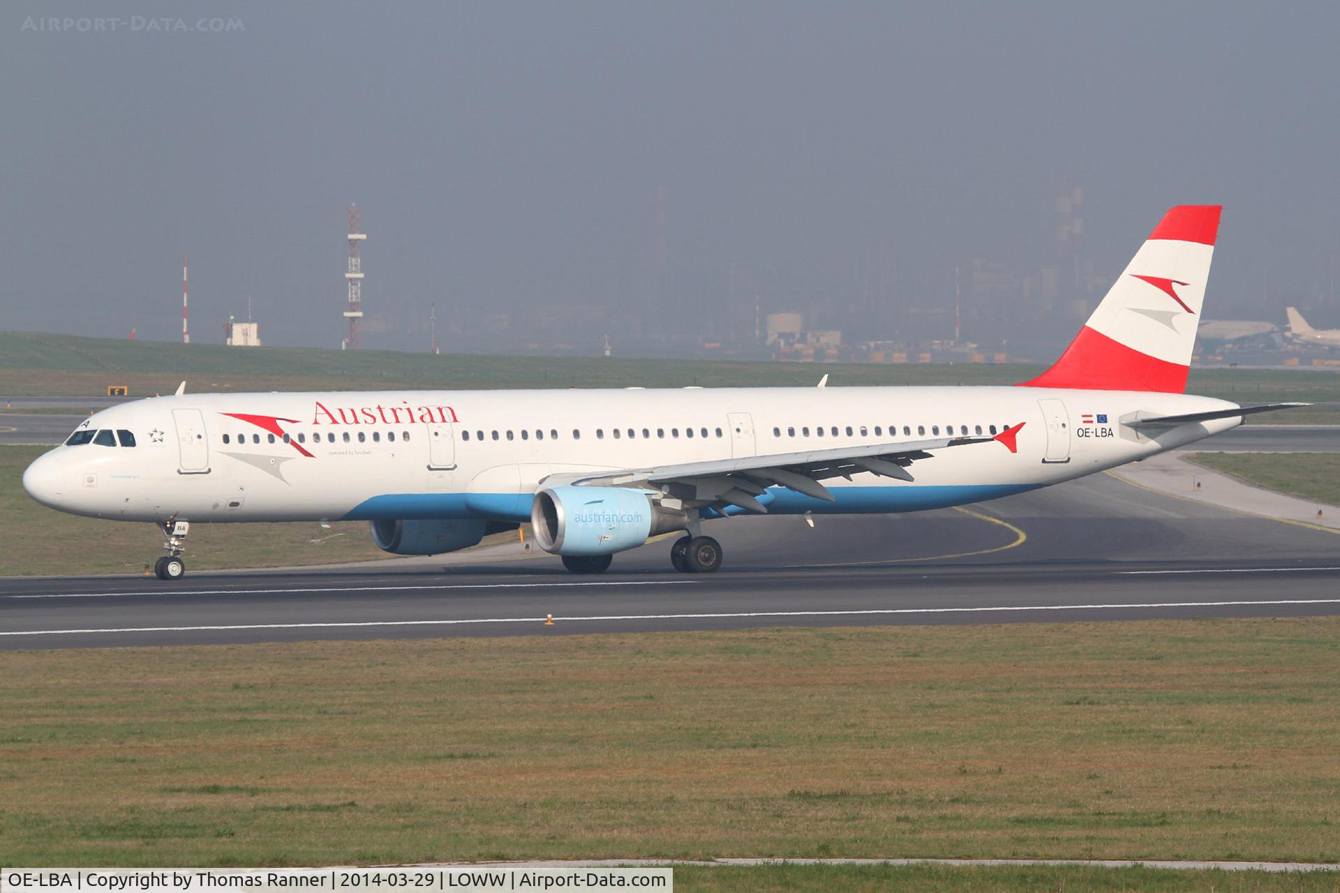 OE-LBA, 1995 Airbus A321-111 C/N 552, Austrian A321