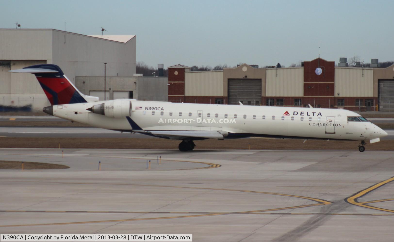 N390CA, 2003 Bombardier CRJ-701ER (CL-600-2C10) Regional Jet C/N 10106, Delta Connection CRJ-700