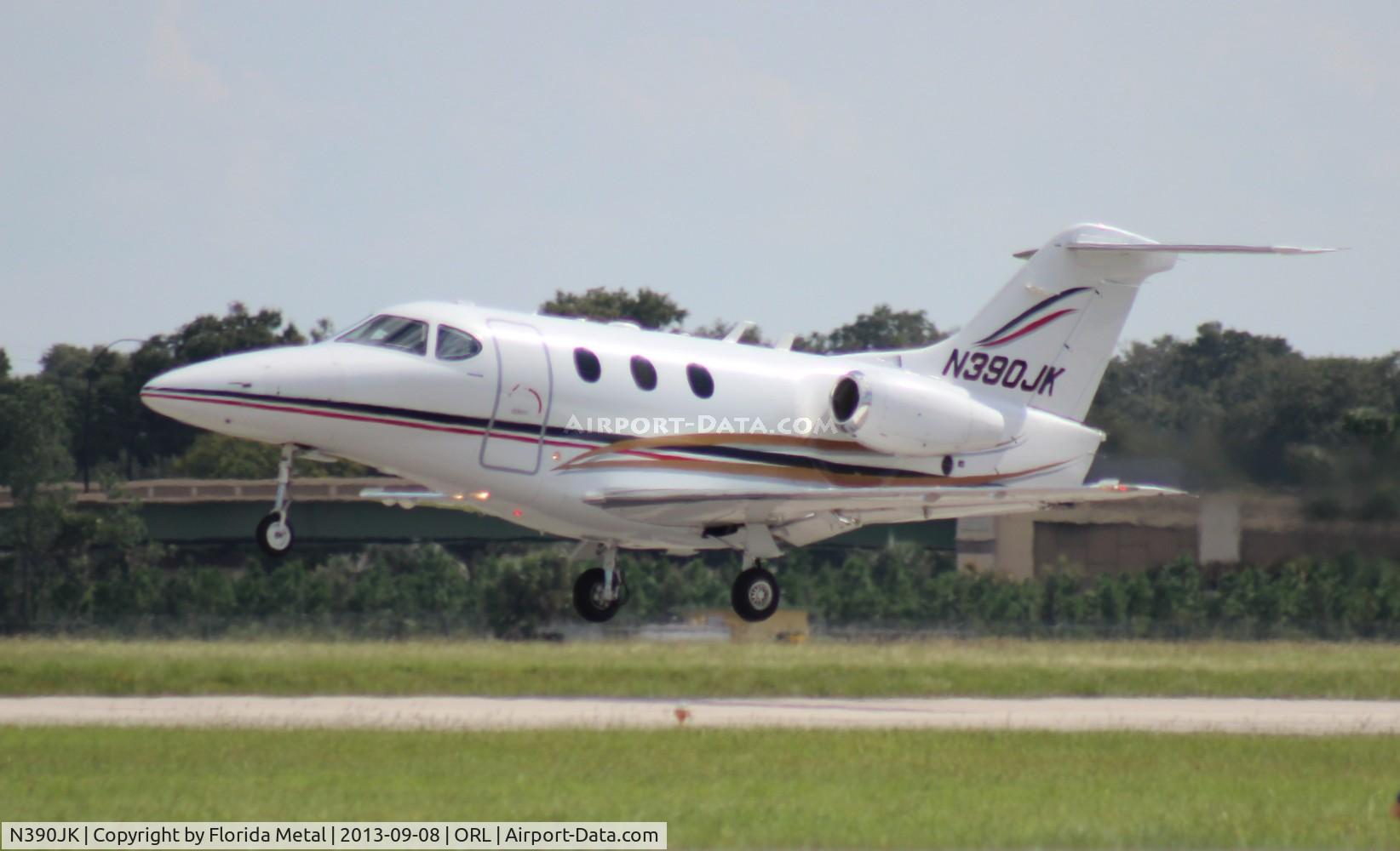 N390JK, 2002 Raytheon Aircraft Company 390 C/N RB-39, Beech 390
