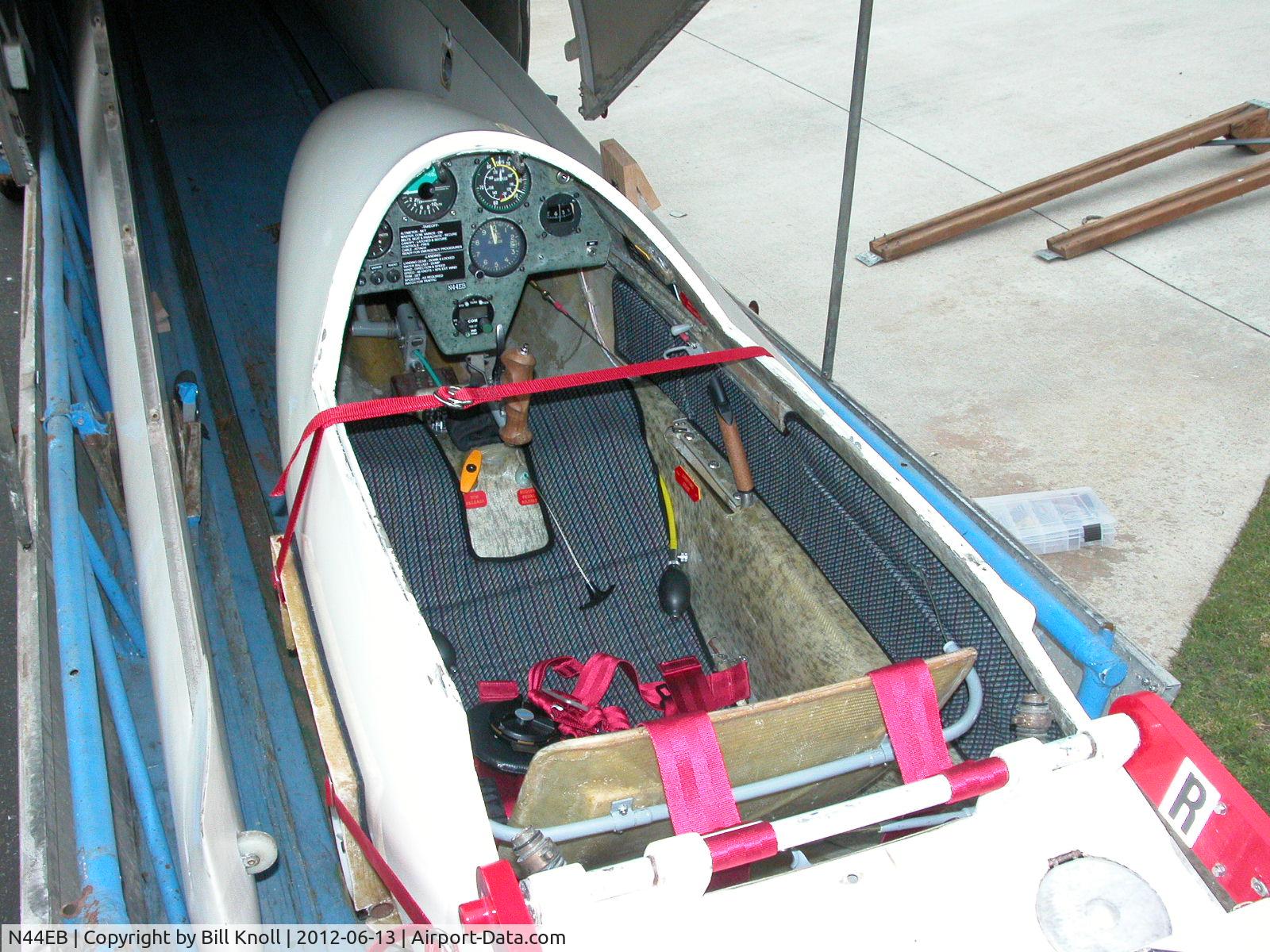 N44EB, 1973 Glasflugel STD LIBELLE 201B C/N 379, Refurbished cockpit