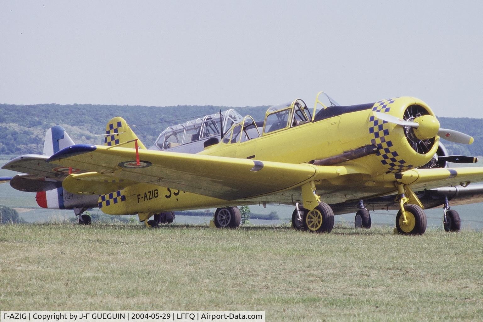 F-AZIG, Canadian Car & Foundry Harvard IV C/N CCF4-128, On display at La Ferté-Alais, 2004 airshow.