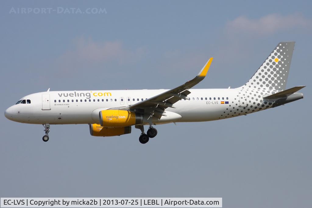 EC-LVS, 2013 Airbus A320-232 C/N 5599, Landing