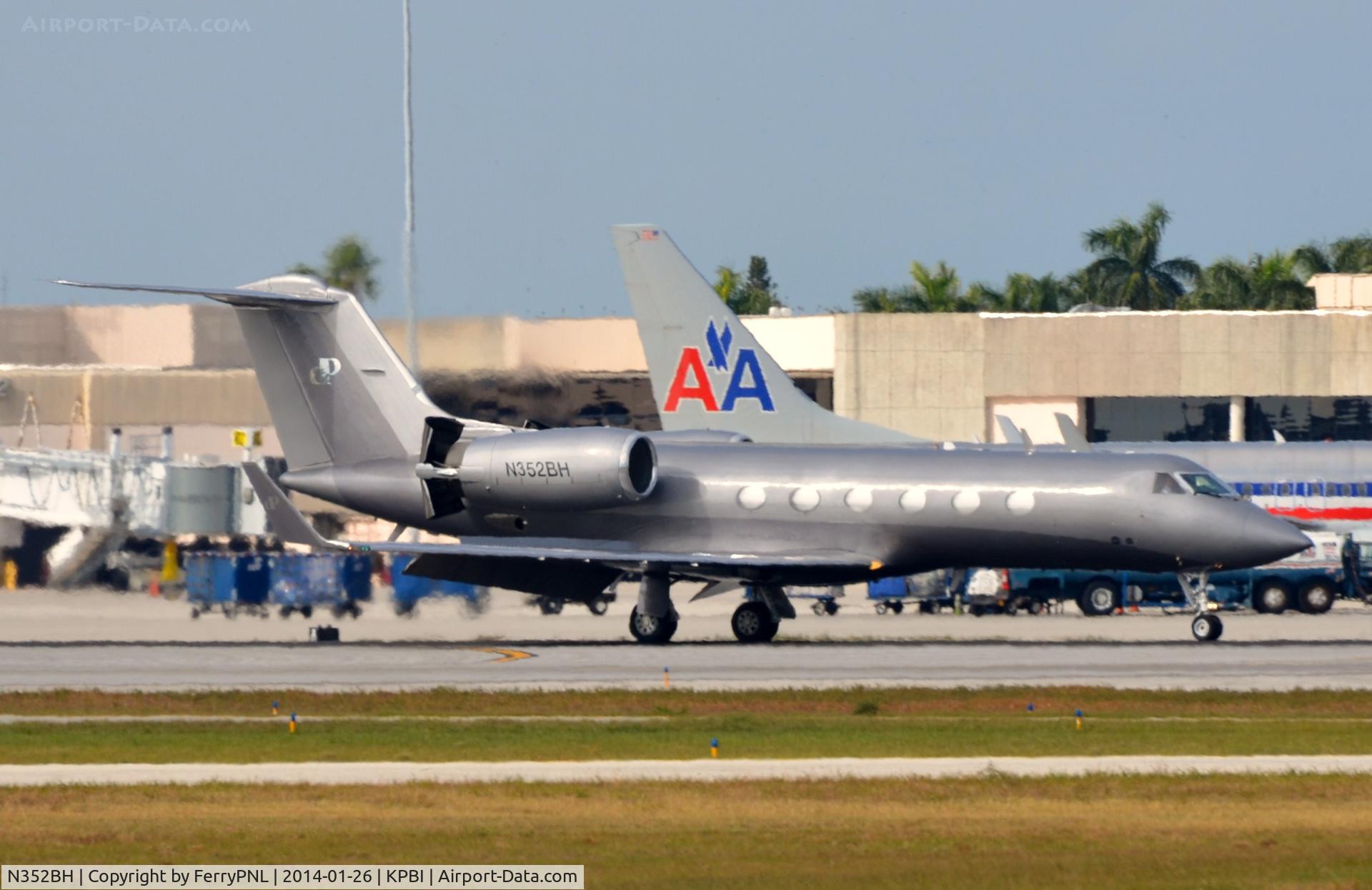 N352BH, 1999 Gulfstream Aerospace G-IV C/N 1393, TWC Aviation Inc. G4SP reversing trust