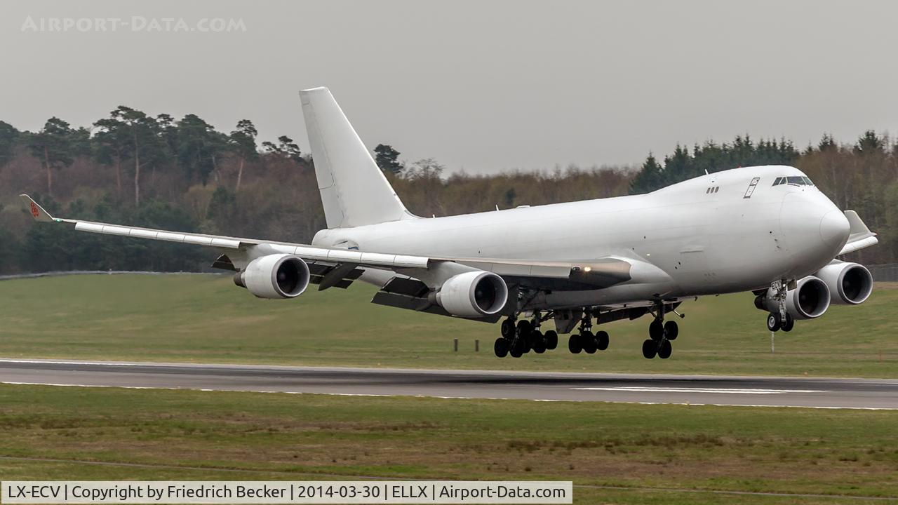 LX-ECV, 2009 Boeing 747-4HQF C/N 37303, moments prior touchdown on RW24