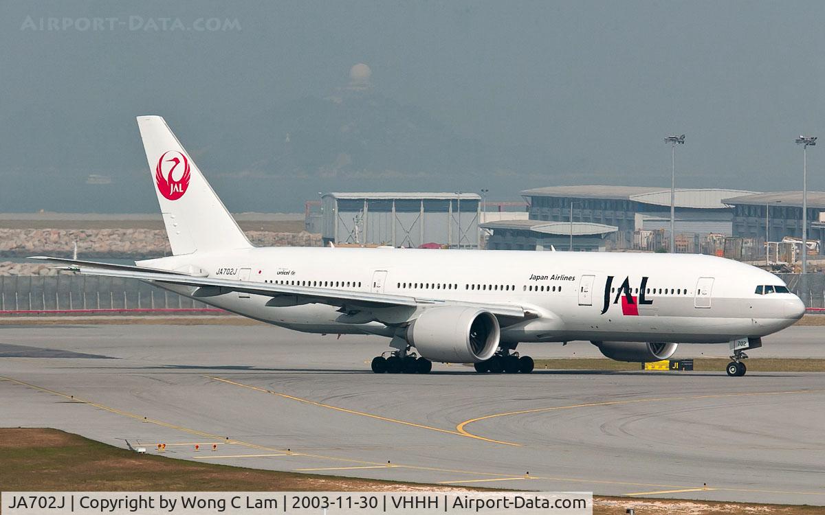 JA702J, 2002 Boeing 777-246/ER C/N 32890, Japan Airlines