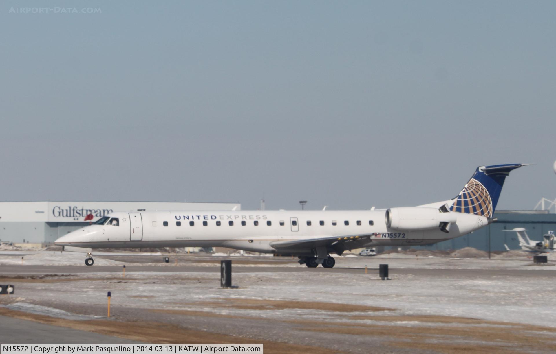 N15572, 2002 Embraer ERJ-145LR (EMB-145LR) C/N 145636, EMB-145LR