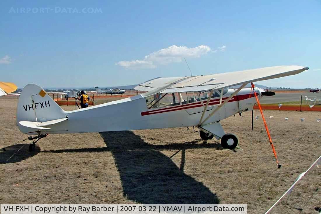 VH-FXH, 1952 Piper PA-18-125/A1 Super Cub C/N 18-1291, Piper PA-18-125 Super Cub [18-1291] Avalon~VH 22/03/2007