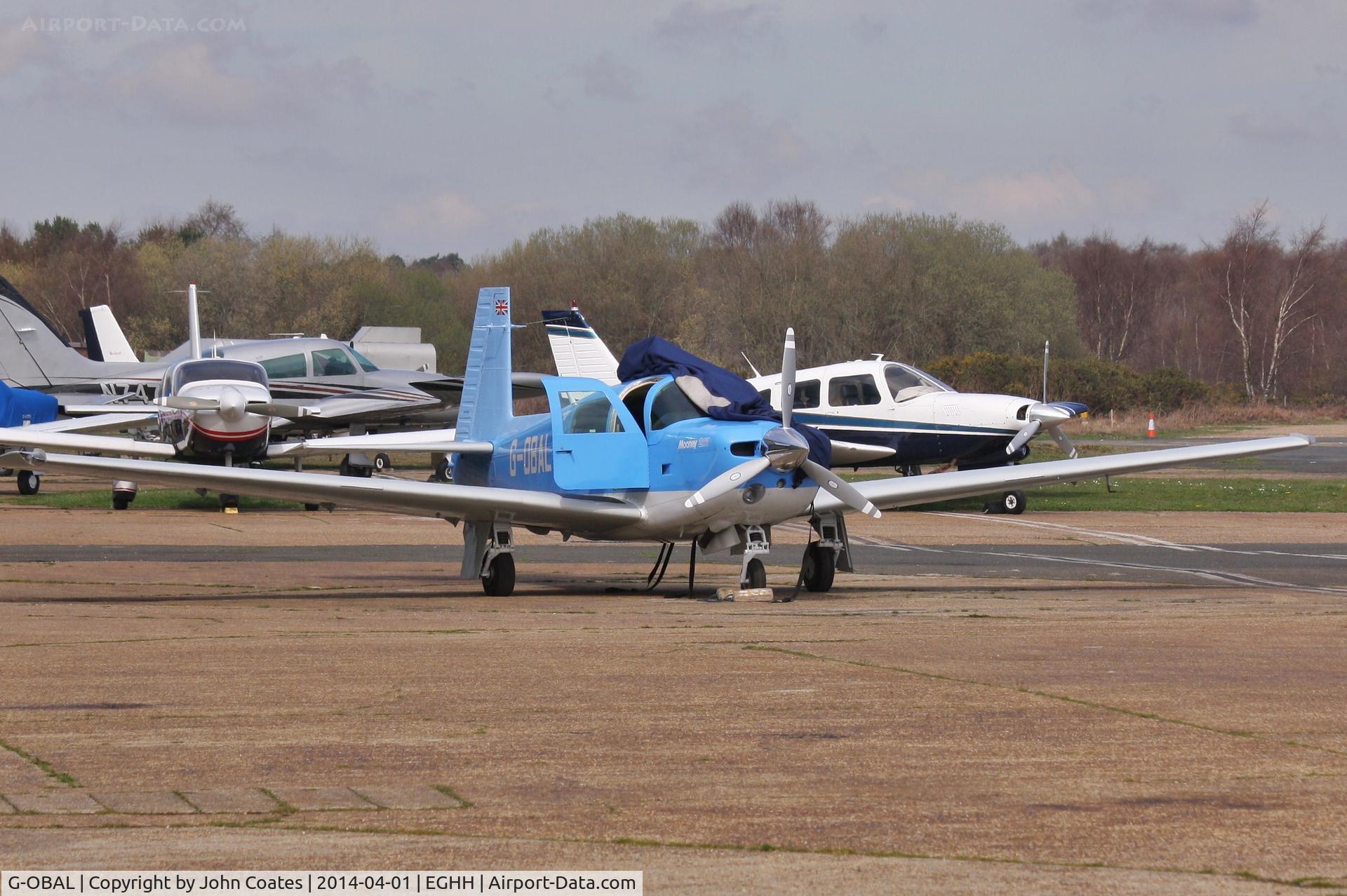 G-OBAL, 1986 Mooney M20J 201 C/N 24-1601, At Airtime