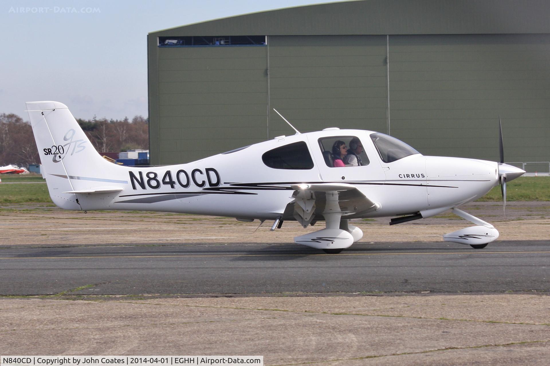 N840CD, 2005 Cirrus SR20 C/N 1535, Taxiing
