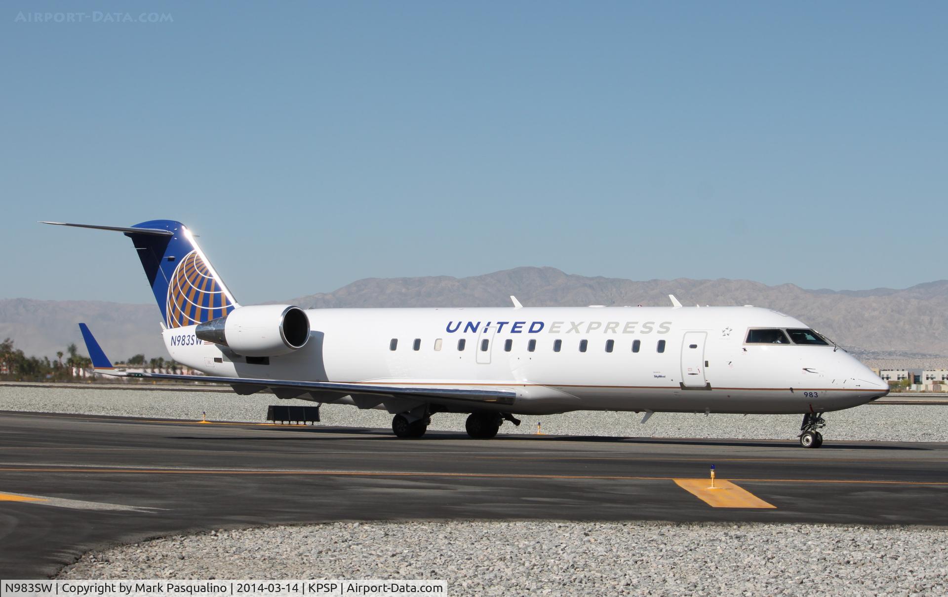 N983SW, 2004 Bombardier CRJ-200ER (CL-600-2B19) C/N 7961, CL-600-2B19