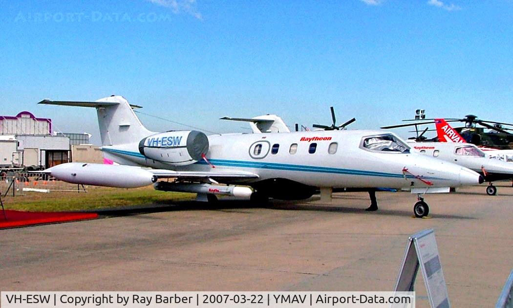 VH-ESW, 1977 Gates Learjet 35A C/N 071, Learjet 35A [35A-071] Avalon~VH 22/03/2007