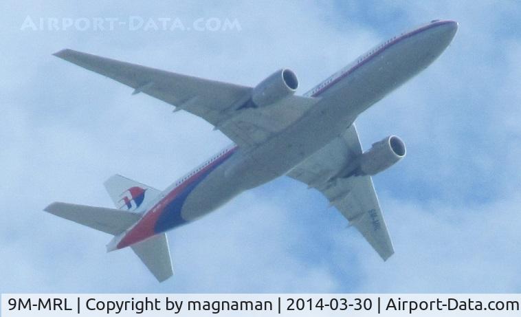 9M-MRL, 2001 Boeing 777-2H6/ER C/N 29065, Over house on base leg for AKL