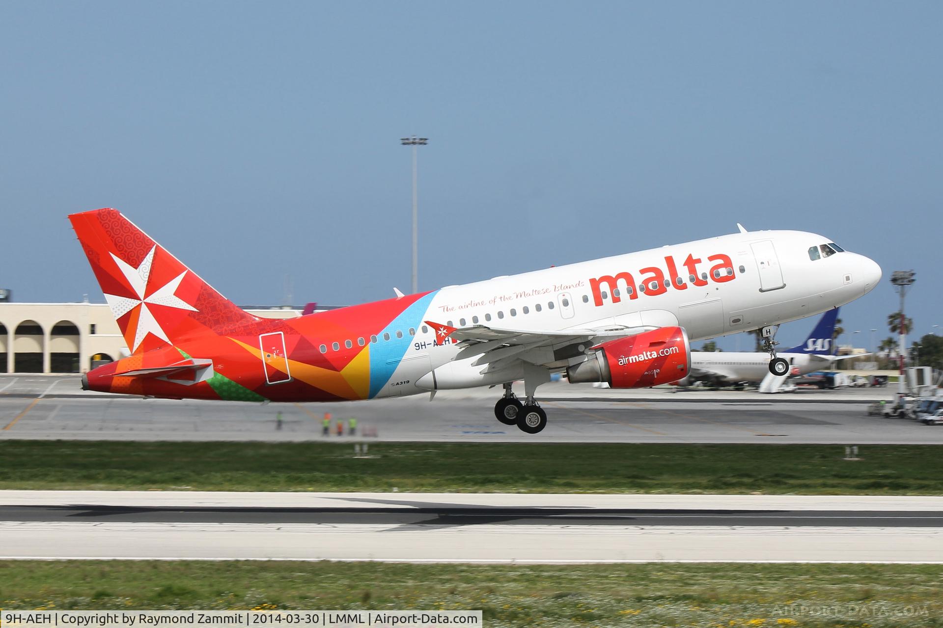 9H-AEH, 2004 Airbus A319-111 C/N 2122, A319 9H-AEH Air Malta.