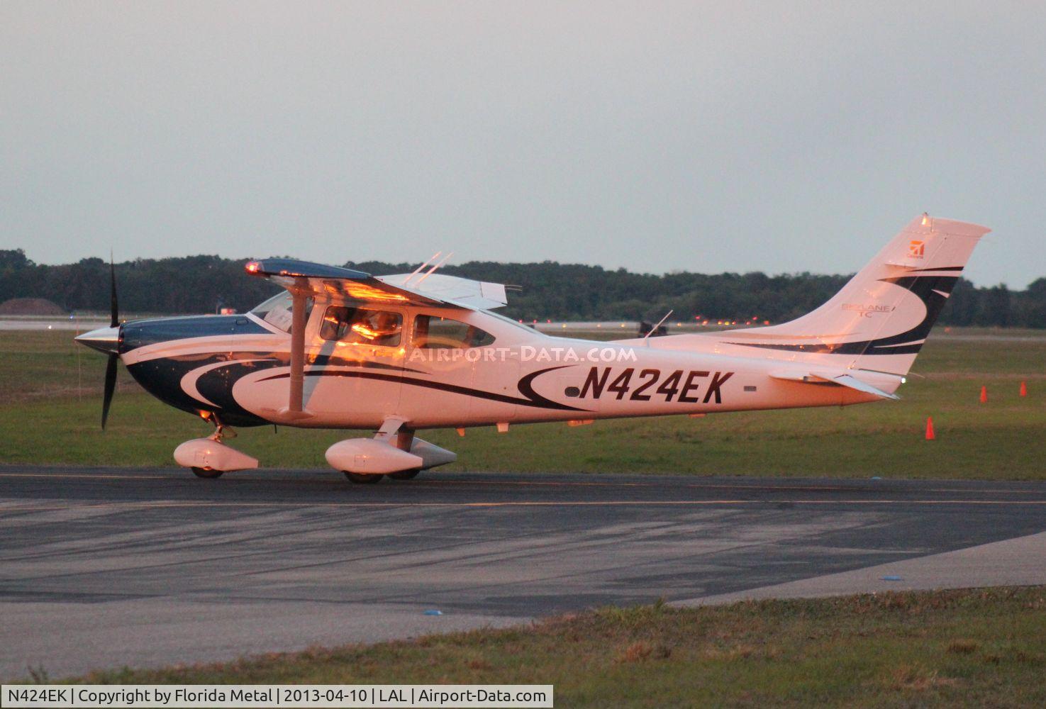 N424EK, Cessna T182T Turbo Skylane C/N T18208981, Cessna 182T