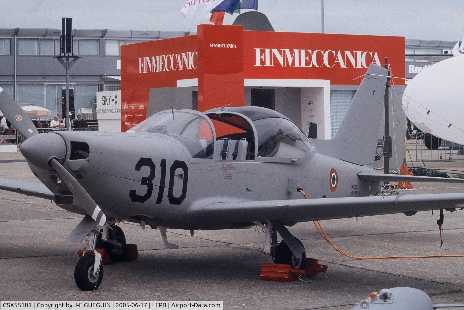 CSX55101, SIAI-Marchetti SF-260EA C/N 6968/2063/EA004, On display at Paris-Le Bourget 2005 airshow.
