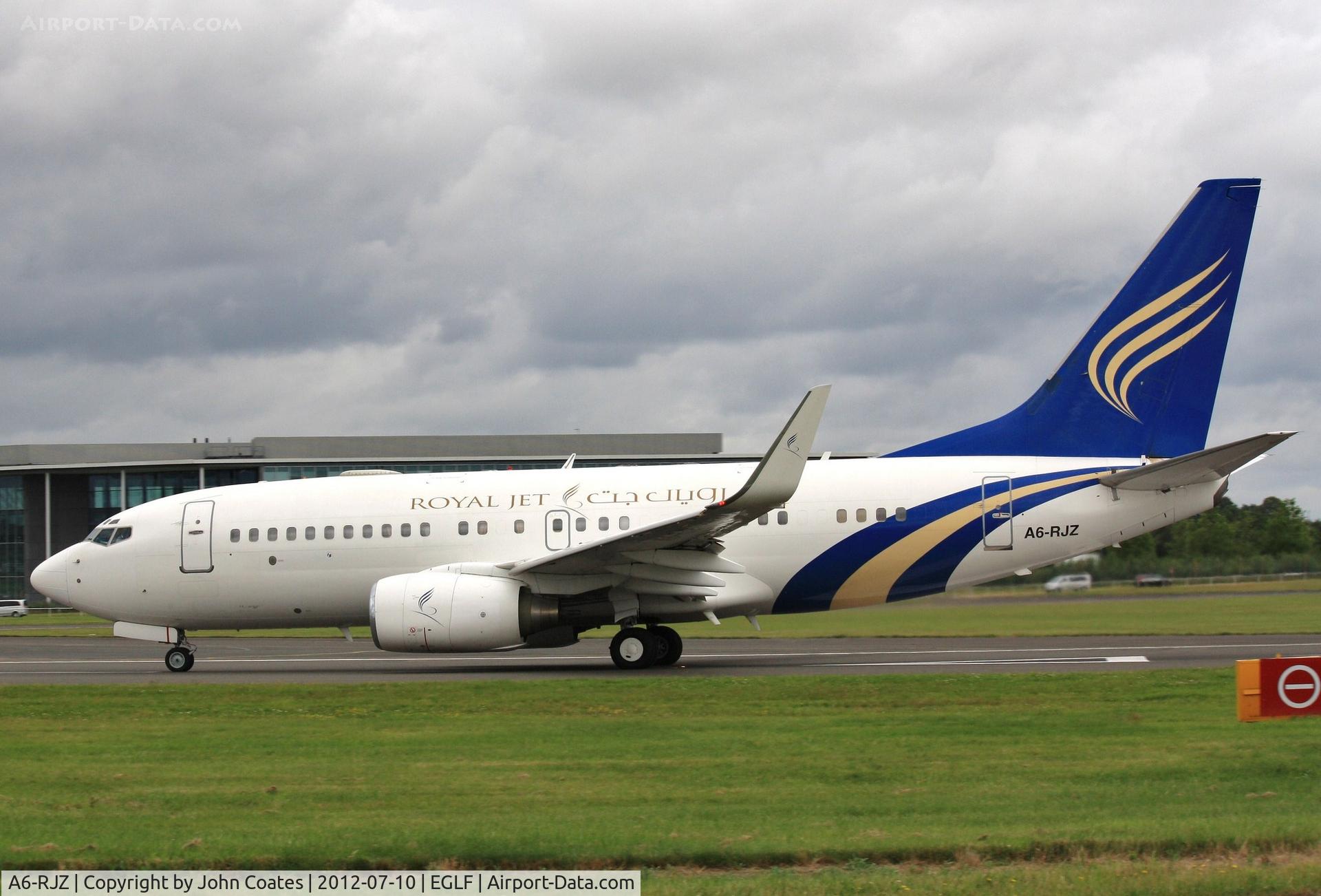 A6-RJZ, 1999 Boeing 737-7Z5 BBJ C/N 29269, Departing