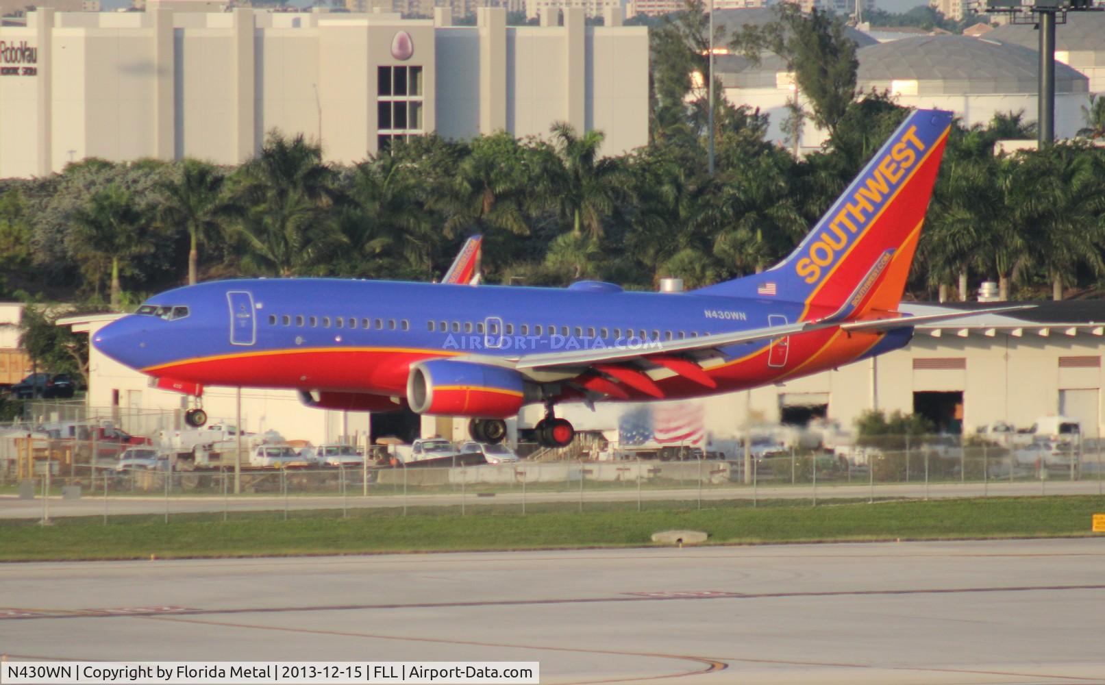 N430WN, 2002 Boeing 737-7H4 C/N 33659, Southwest 737-700